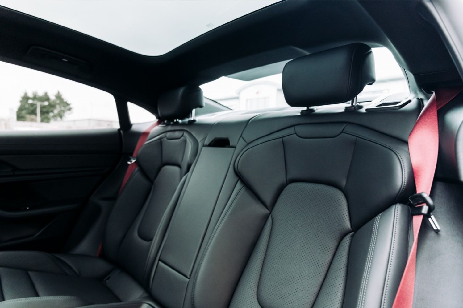PORSCHE TAYCAN ELECTRIC SALOON 4S (93KWH) 4DR AUTOMATIC