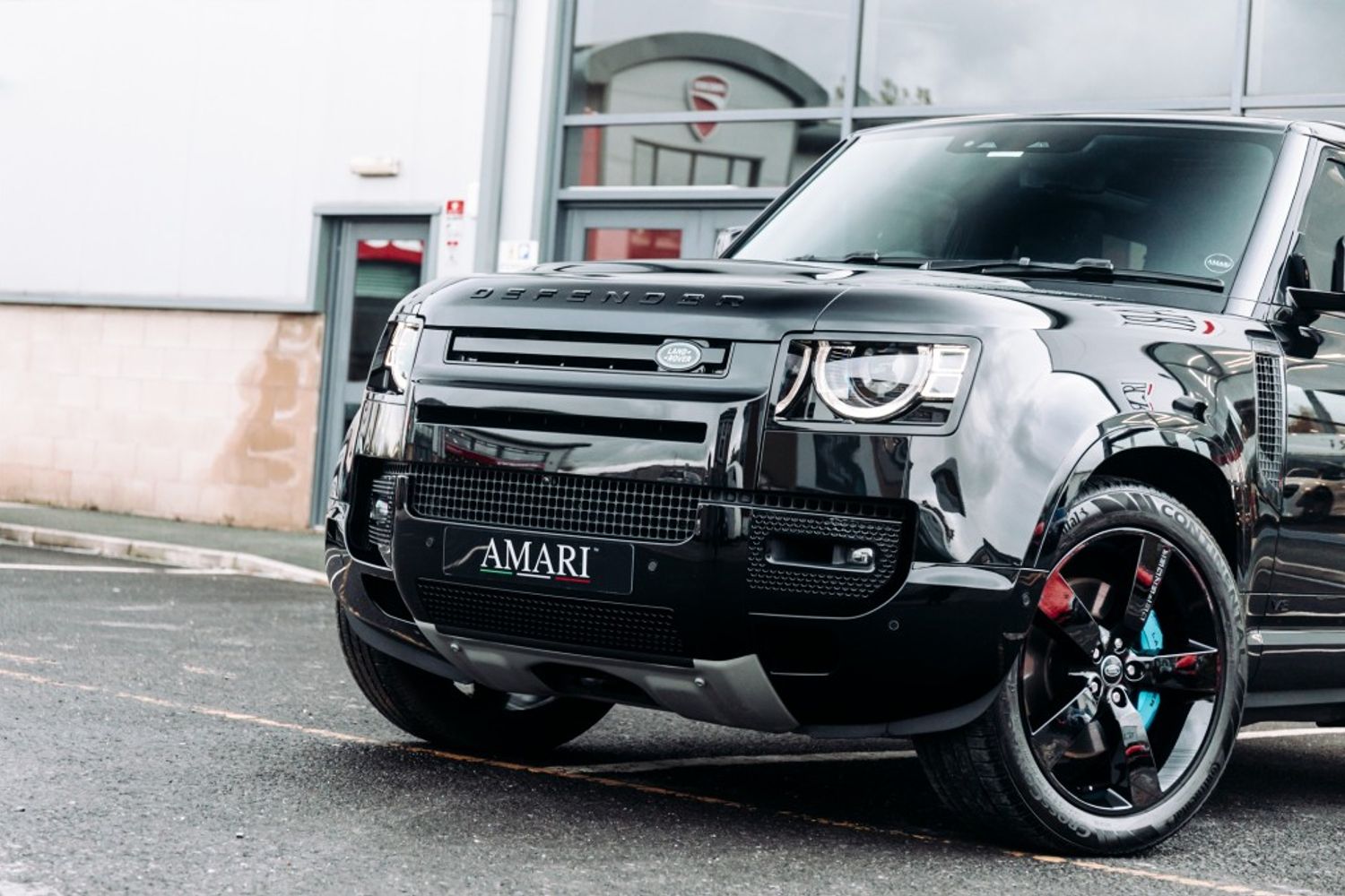 LAND ROVER DEFENDER ESTATE 5.0 V8 3DR AUTOMATIC