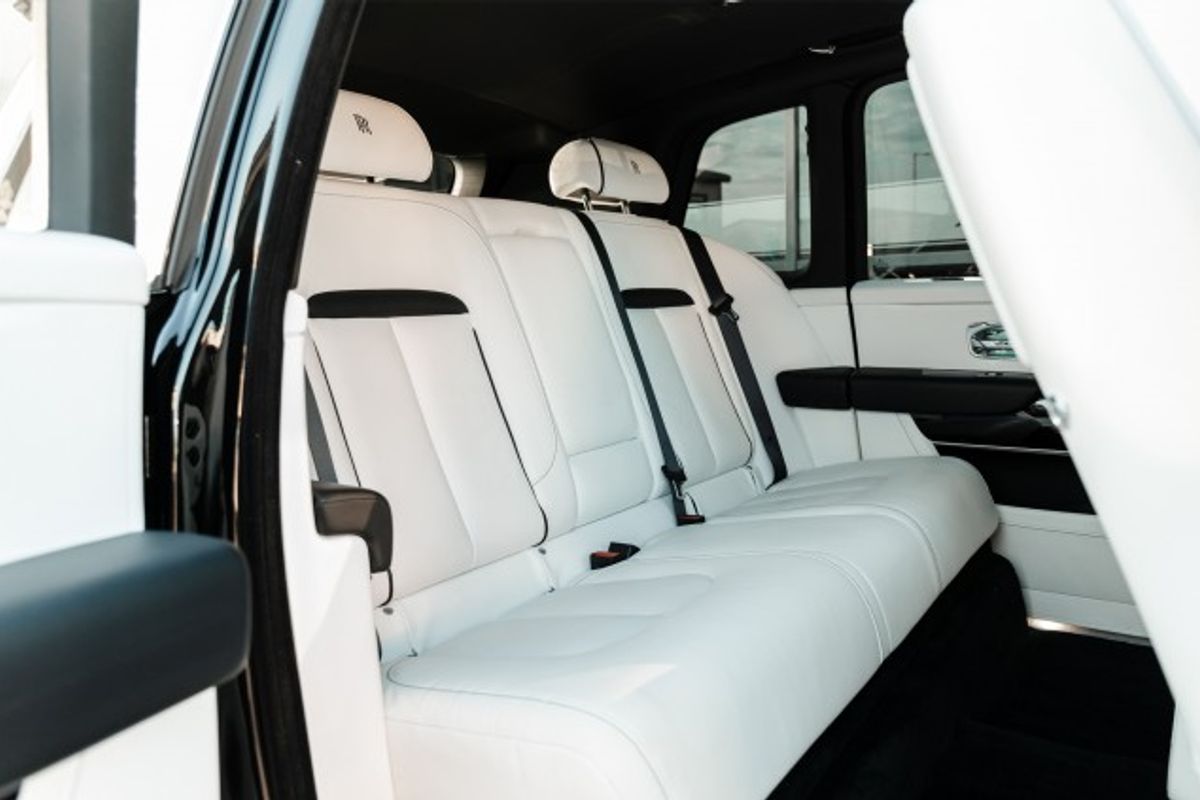 ROLLS-ROYCE CULLINAN V12 ESTATE 6.7 V12 5DR AUTOMATIC