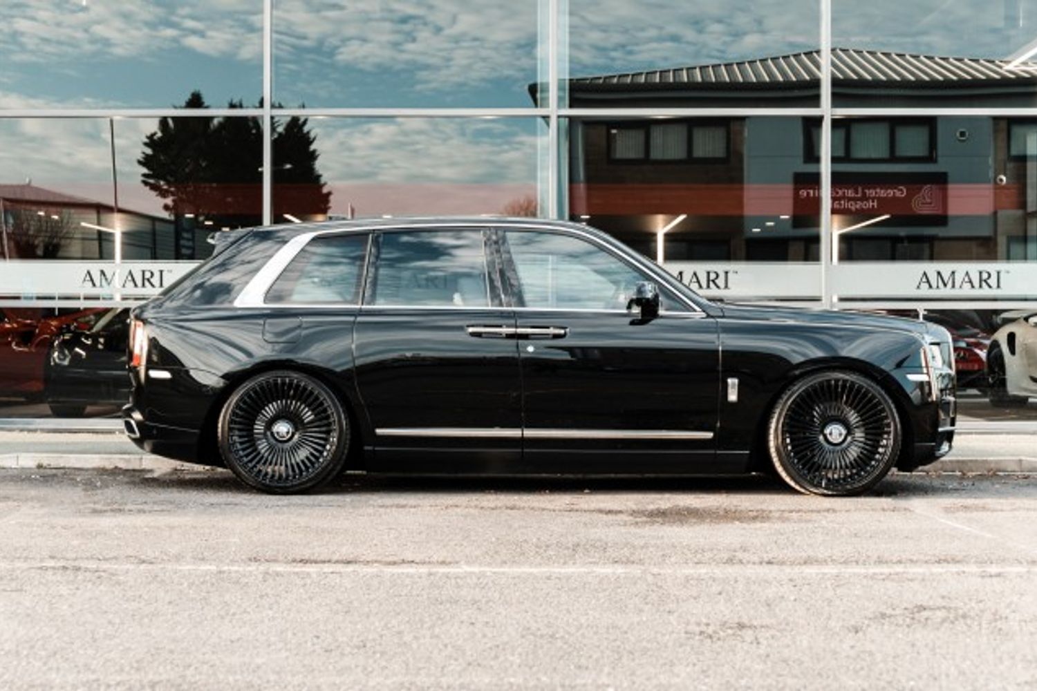 ROLLS-ROYCE CULLINAN V12 ESTATE 6.7 V12 5DR AUTOMATIC