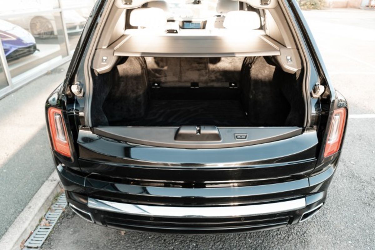 ROLLS-ROYCE CULLINAN V12 ESTATE 6.7 V12 5DR AUTOMATIC