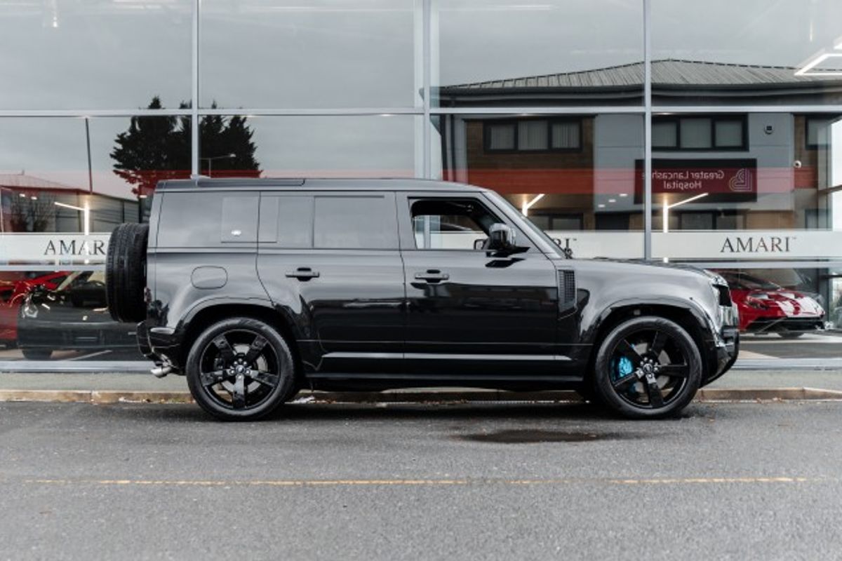 LAND ROVER DEFENDER V8 ESTATE 5.0 V8 5DR AUTOMATIC