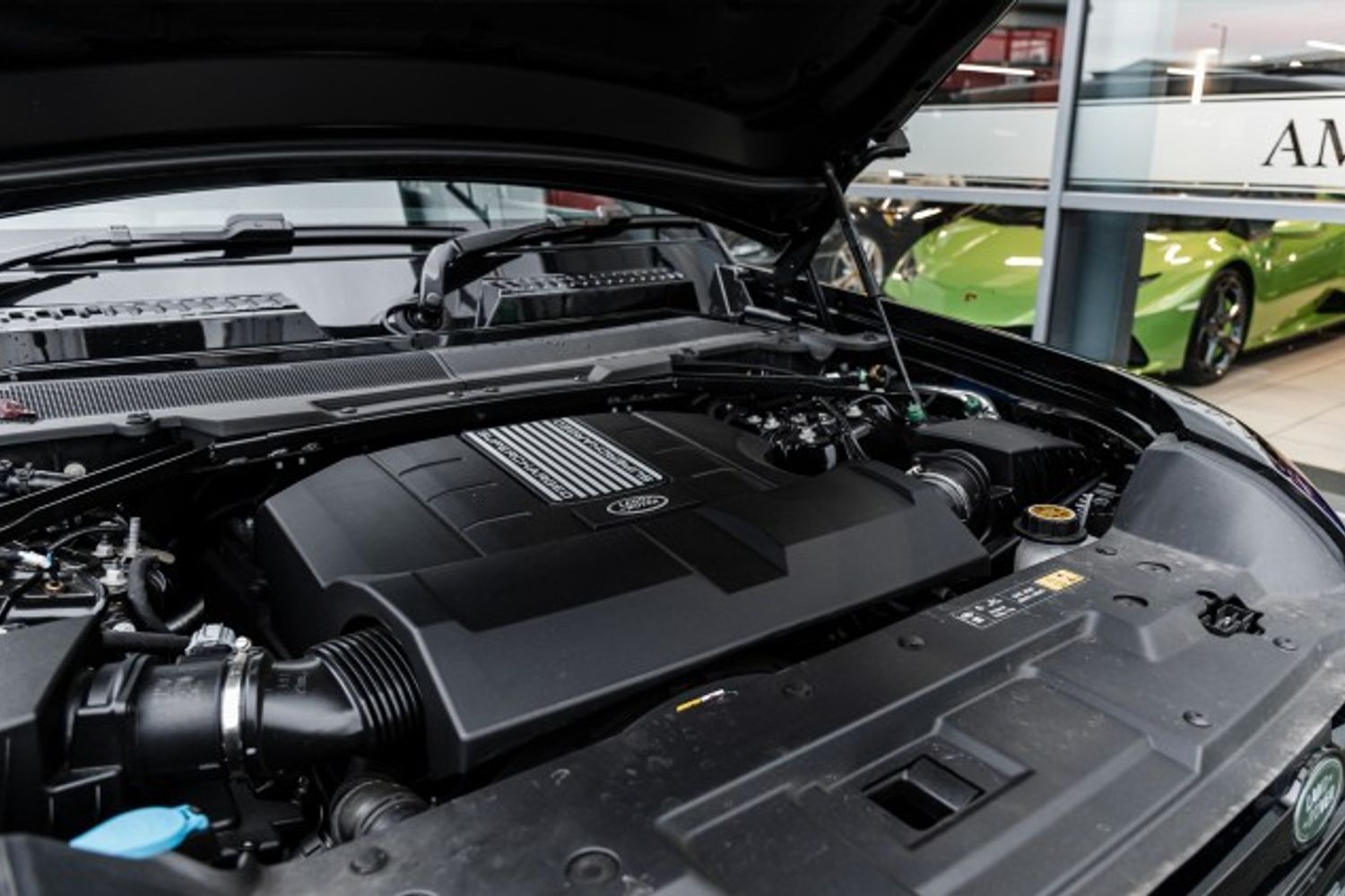 LAND ROVER DEFENDER V8 ESTATE 5.0 V8 5DR AUTOMATIC