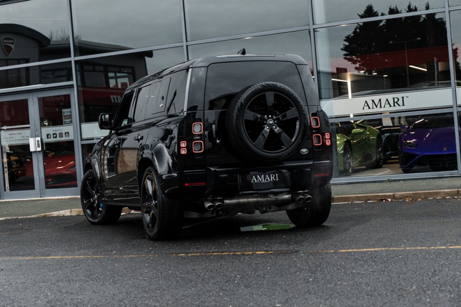 LAND ROVER DEFENDER V8 ESTATE 5.0 V8 5DR AUTOMATIC