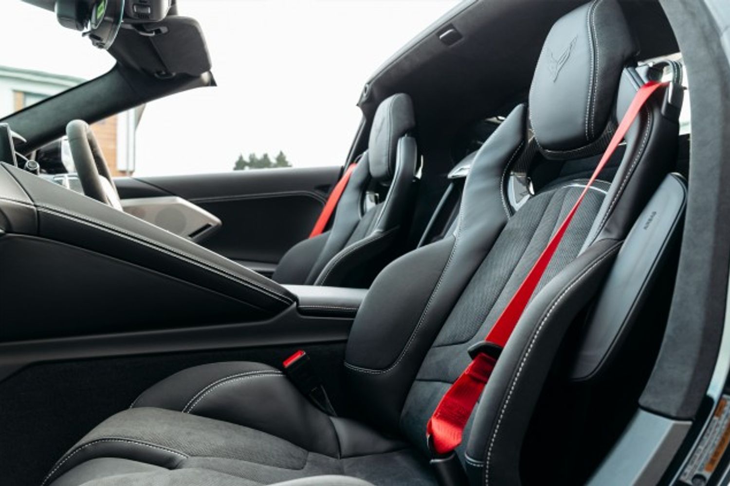 CHEVROLET CORVETTE STINGRAY AUTO COUPE 6.2