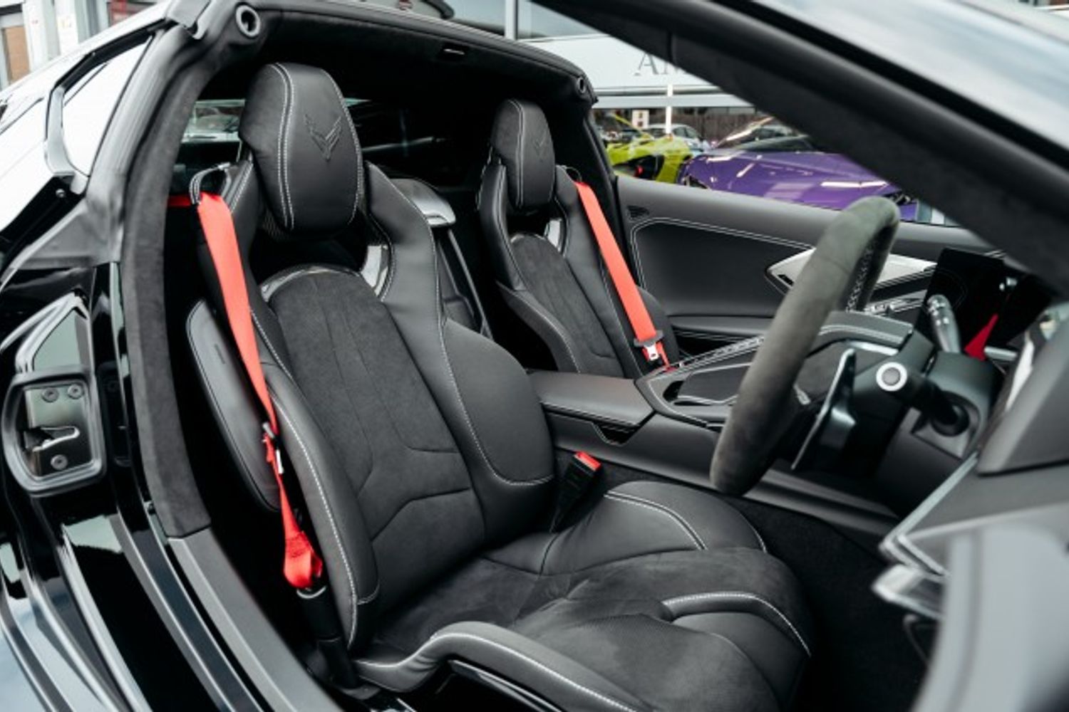 CHEVROLET CORVETTE STINGRAY AUTO COUPE 6.2