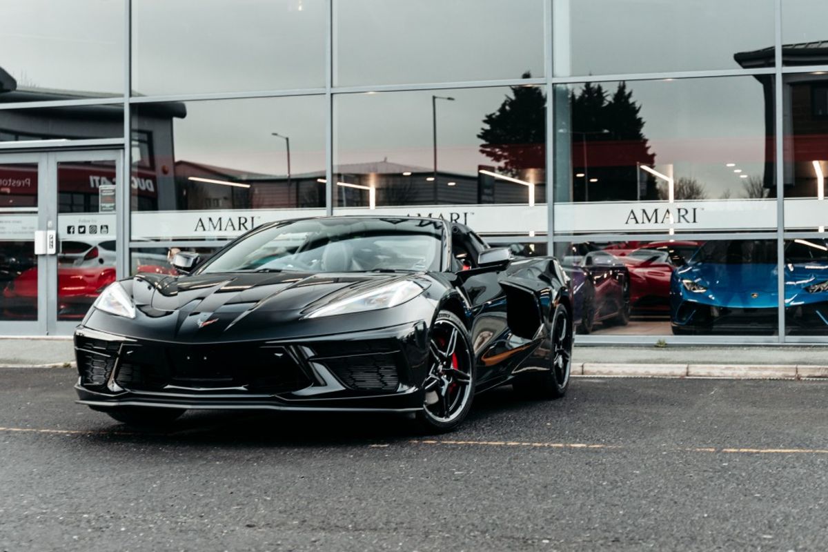 CHEVROLET CORVETTE STINGRAY AUTO COUPE 6.2
