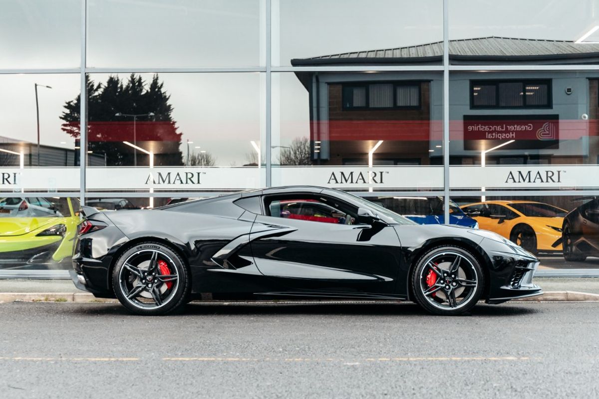 CHEVROLET CORVETTE STINGRAY AUTO COUPE 6.2
