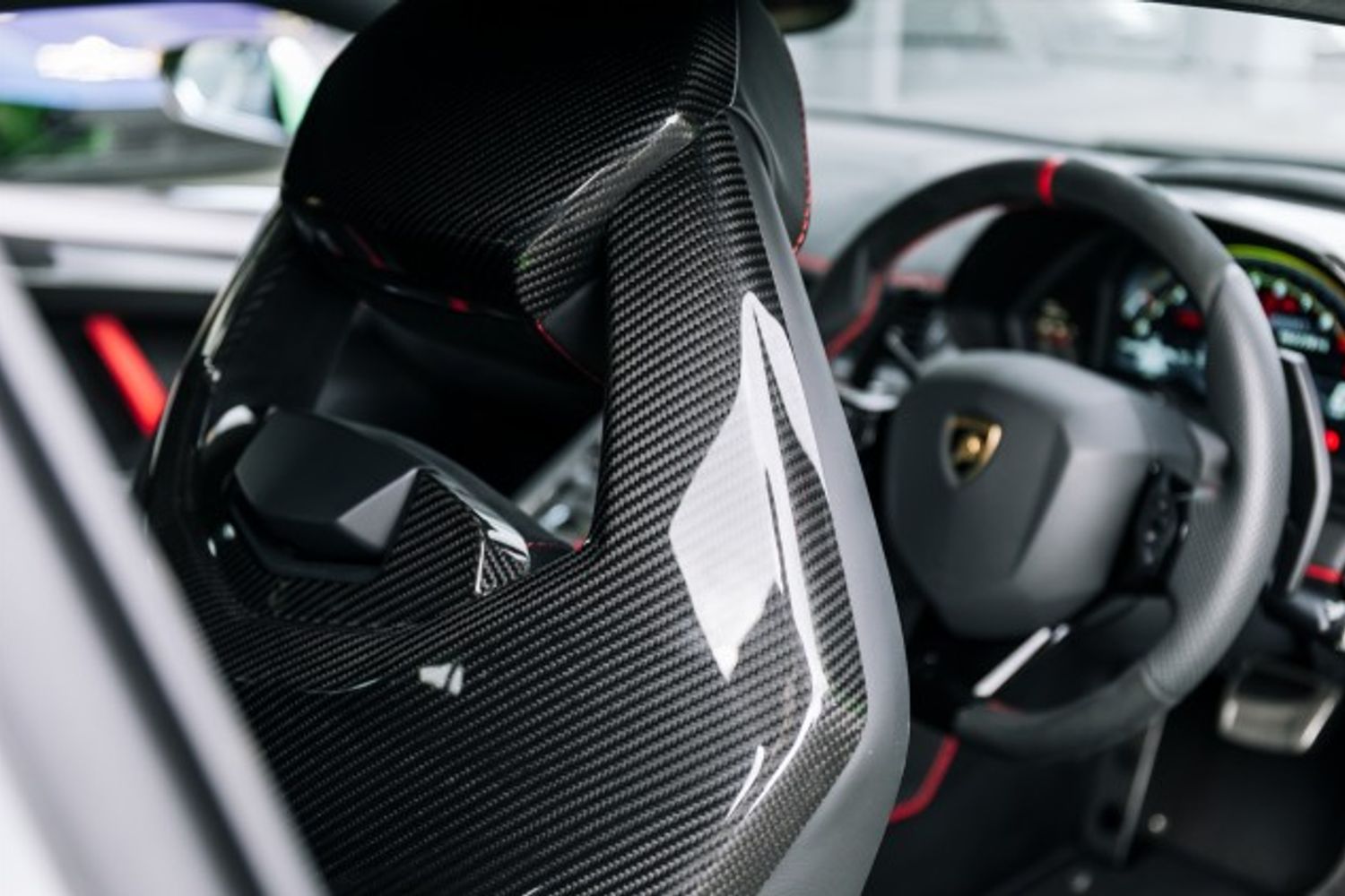 LAMBORGHINI AVENTADOR COUPE 6.5 LP 770-4 SVJ 2DR SEMI AUTOMATIC