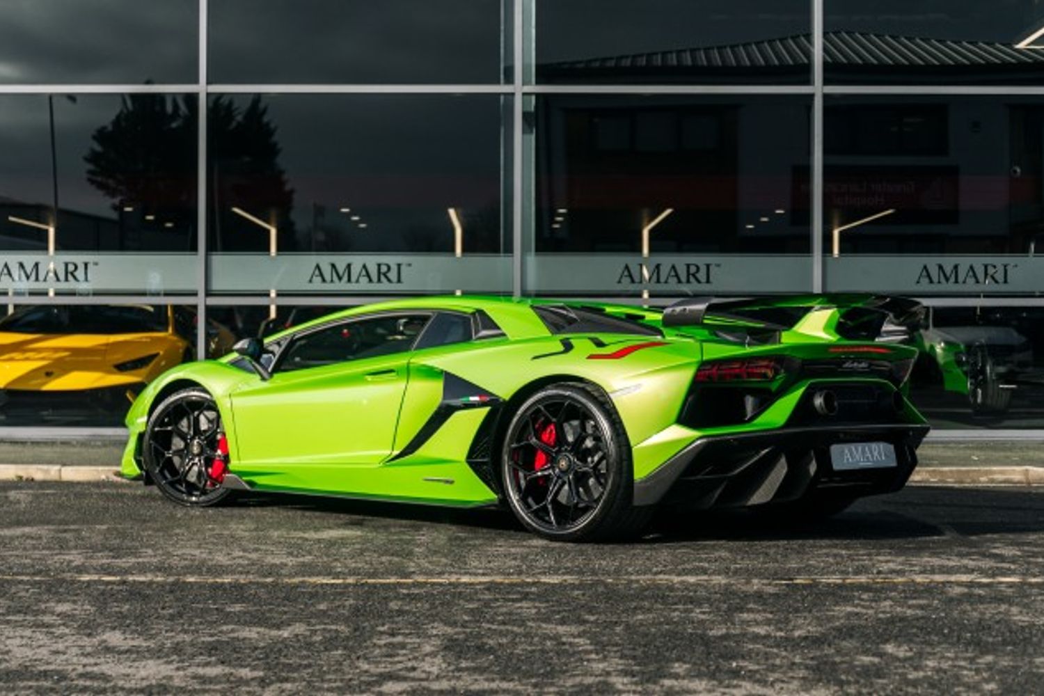 LAMBORGHINI AVENTADOR COUPE 6.5 LP 770-4 SVJ 2DR SEMI AUTOMATIC