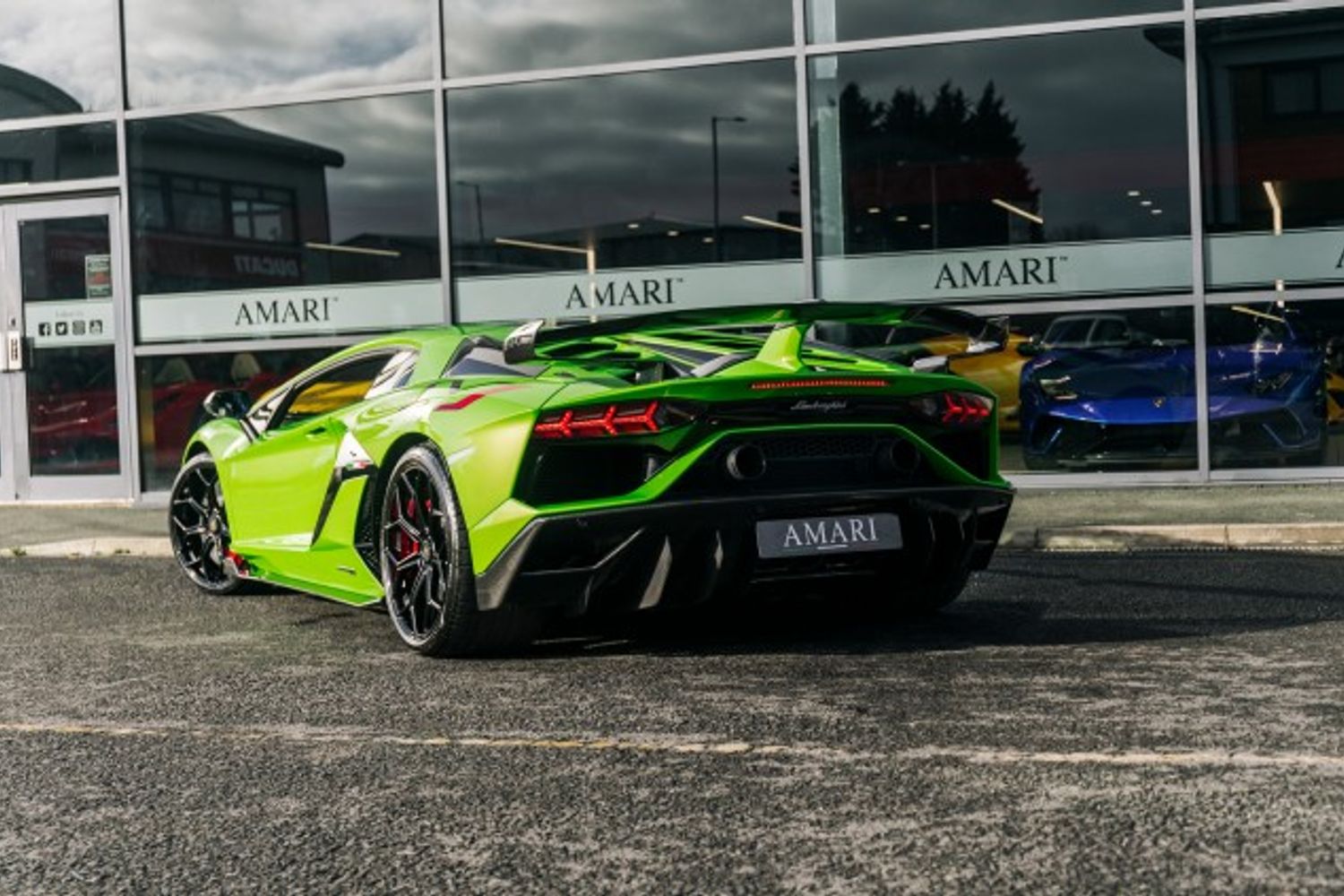LAMBORGHINI AVENTADOR COUPE 6.5 LP 770-4 SVJ 2DR SEMI AUTOMATIC