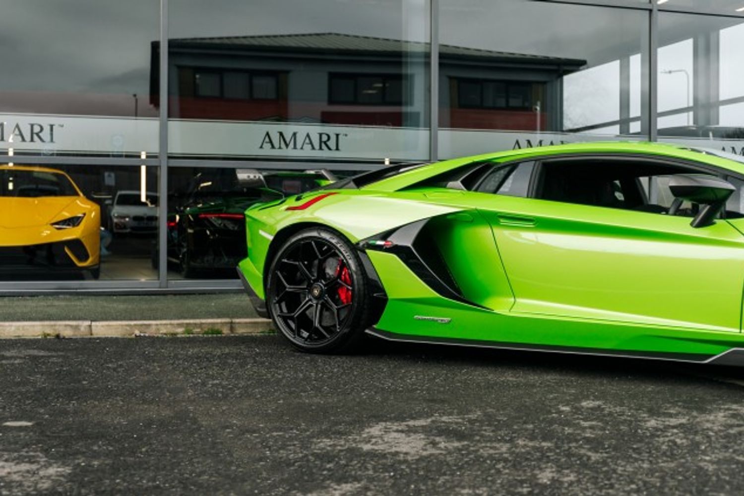 LAMBORGHINI AVENTADOR COUPE 6.5 LP 770-4 SVJ 2DR SEMI AUTOMATIC