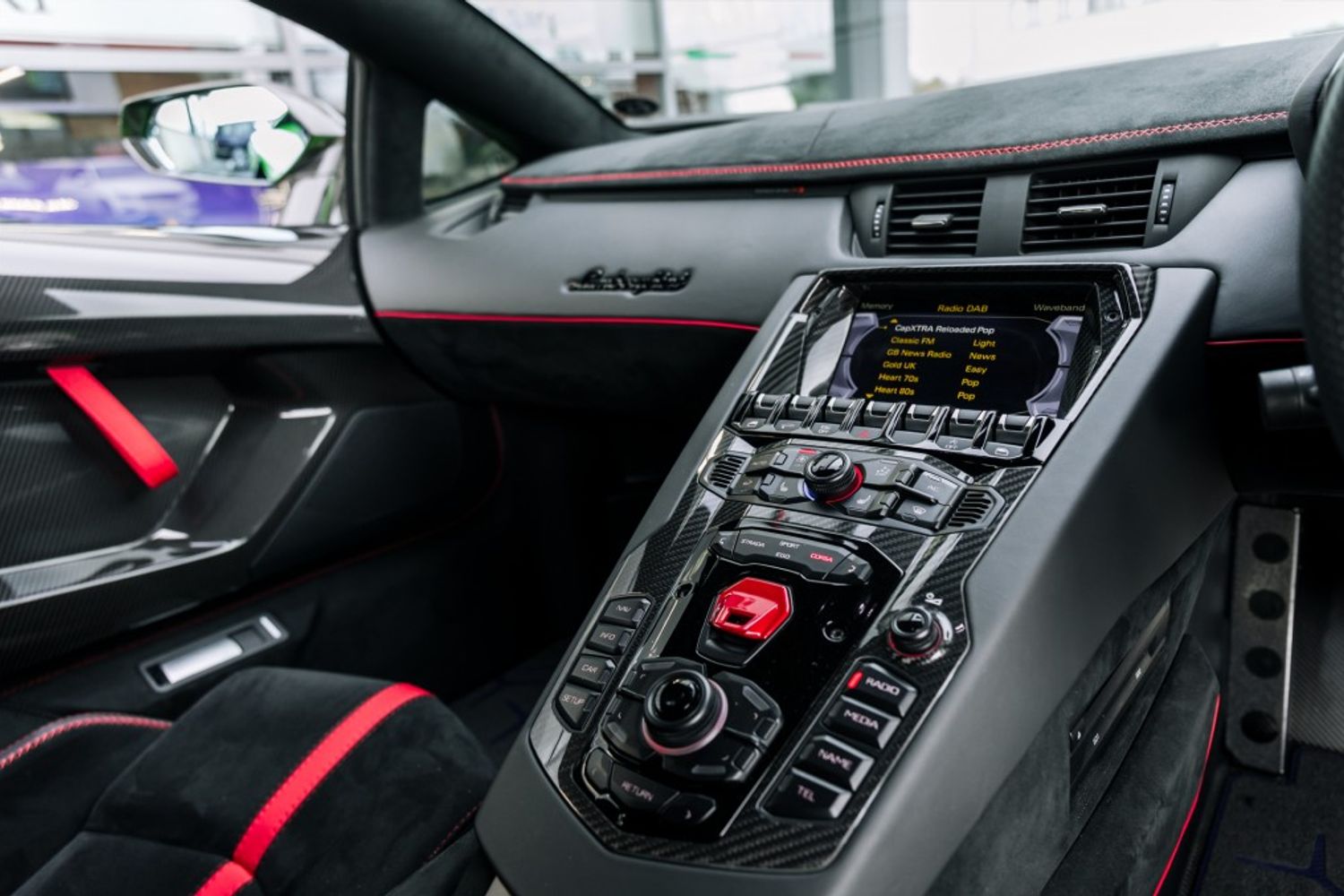 LAMBORGHINI AVENTADOR COUPE 6.5 LP 770-4 SVJ 2DR SEMI AUTOMATIC