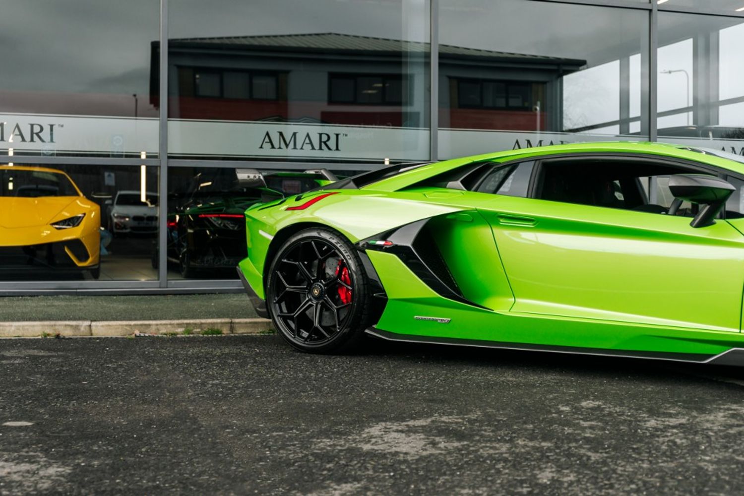 LAMBORGHINI AVENTADOR COUPE 6.5 LP 770-4 SVJ 2DR SEMI AUTOMATIC
