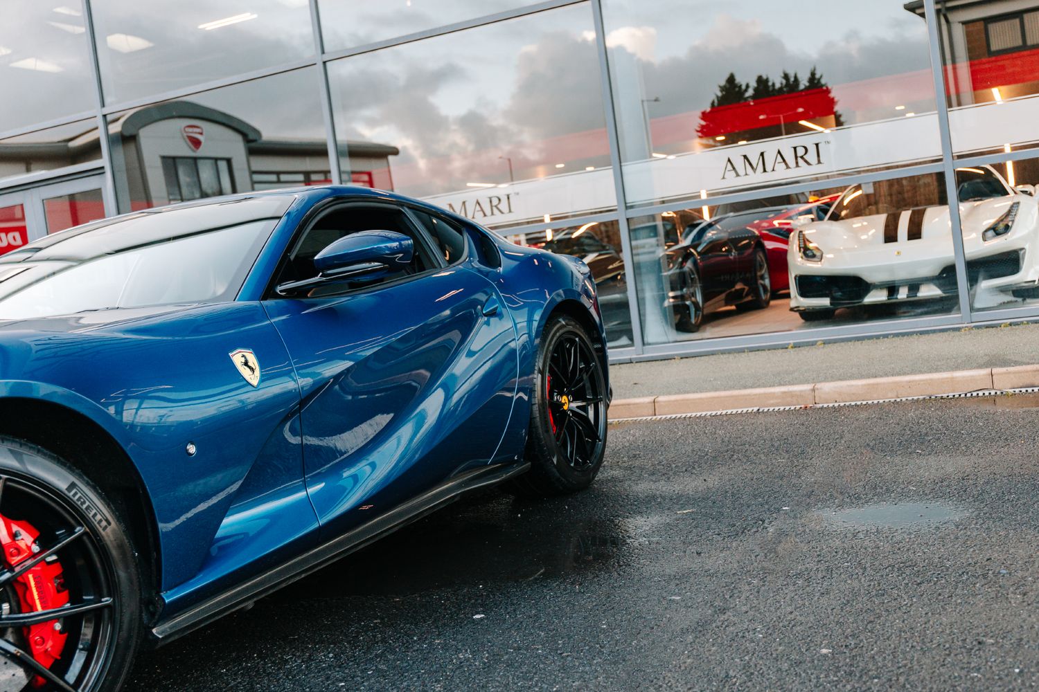Ferrari  812 Superfast  Model Guide