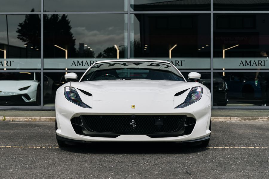 Ferrari  812 Superfast  Model Guide