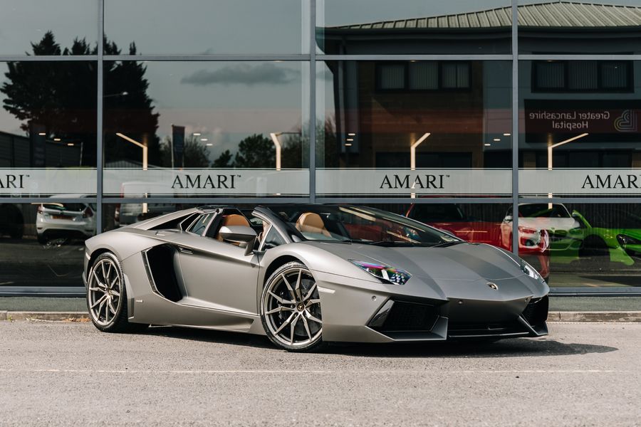 2015 Lamborghini Aventador Roadster LP 700-4