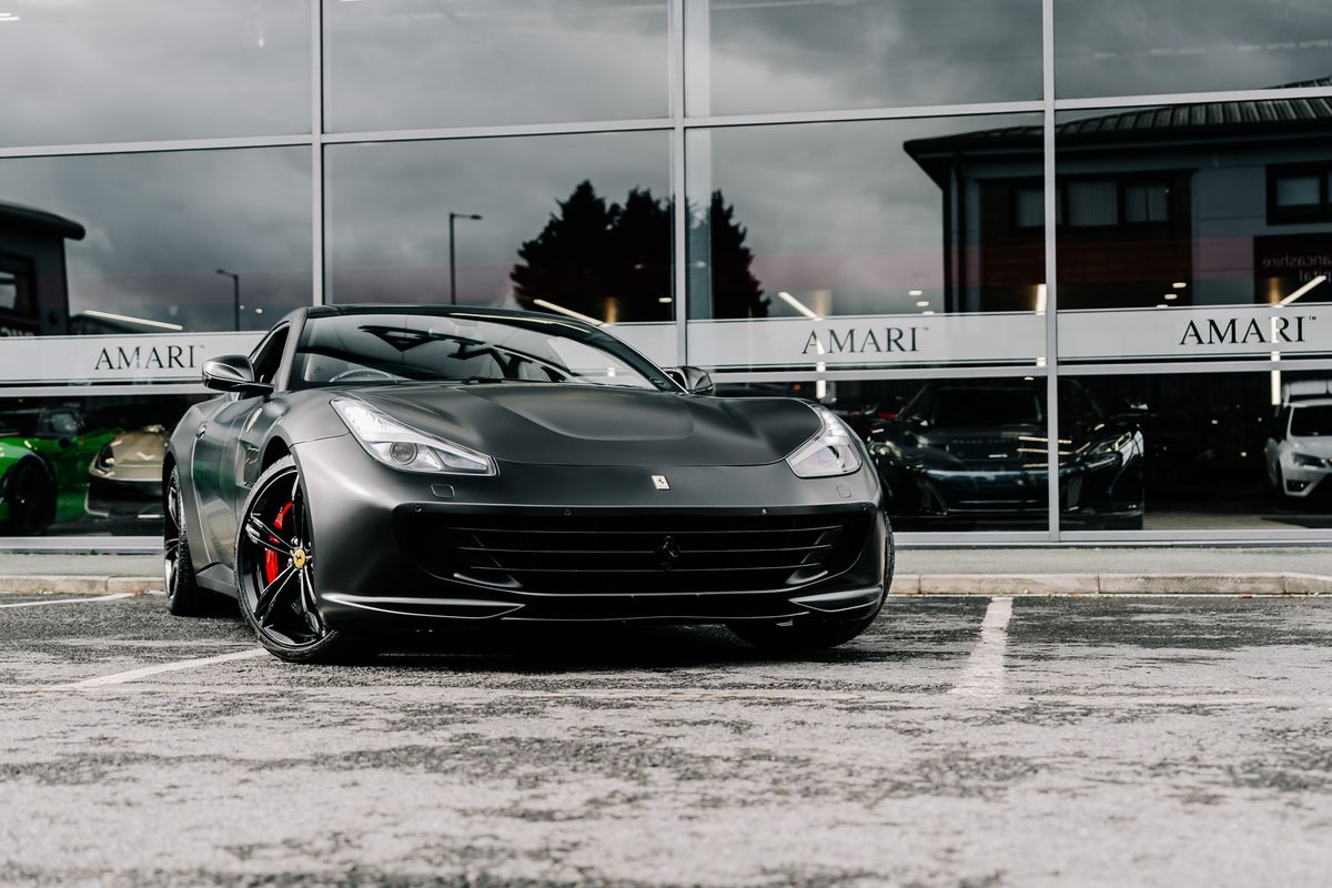 Ferrari GTC4 Lusso 6.3 V12