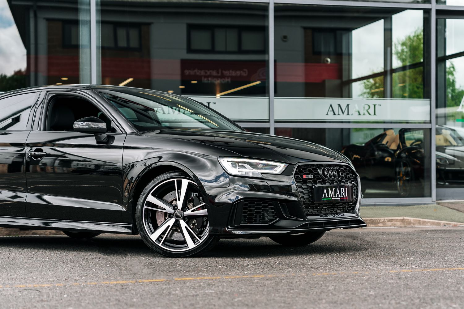 Audi RS3 Saloon 2.5 Rs 3 Tfsi Quattro 4Dr Semi Automatic
