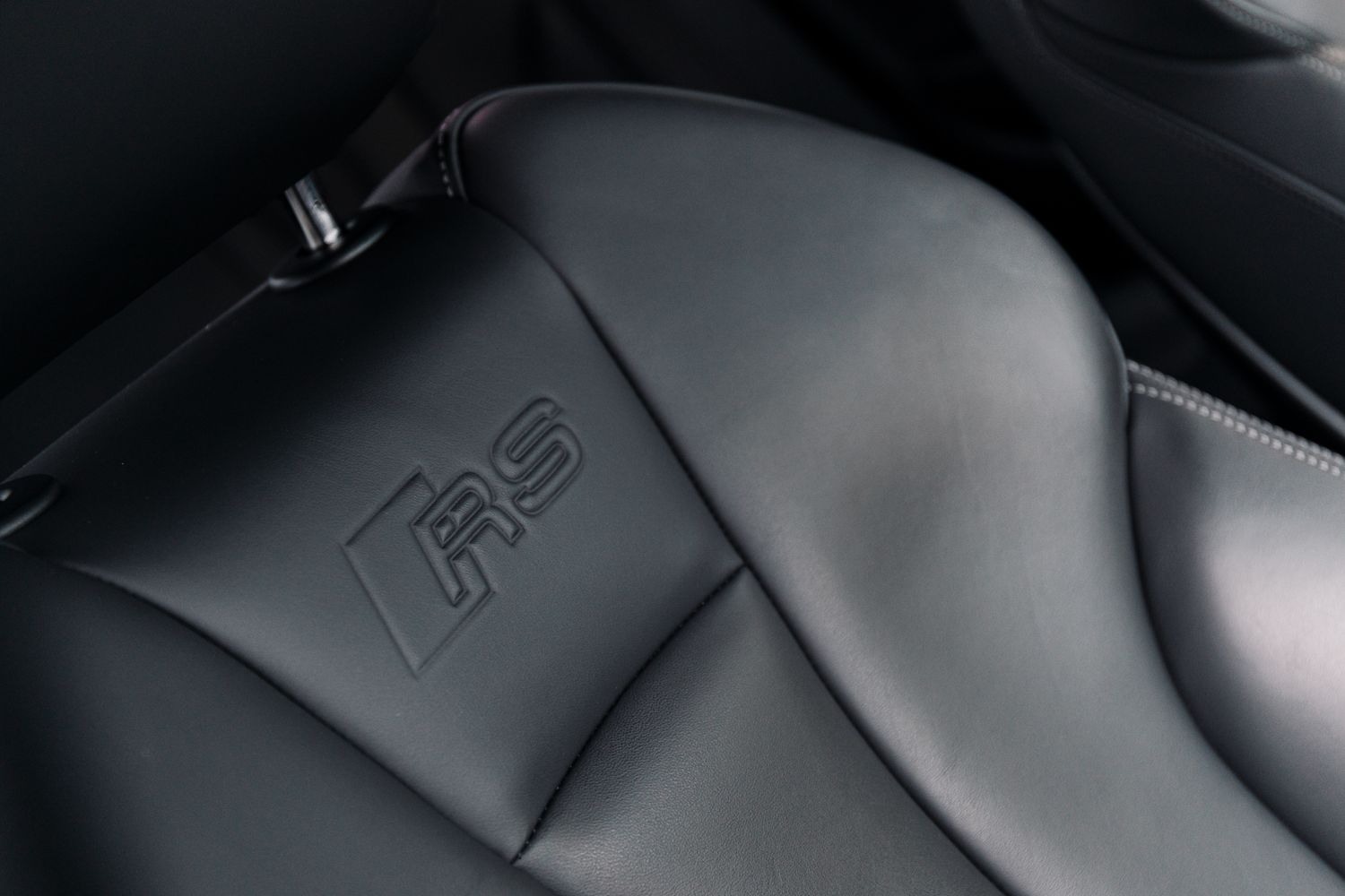 Audi RS3 Saloon 2.5 Rs 3 Tfsi Quattro 4Dr Semi Automatic