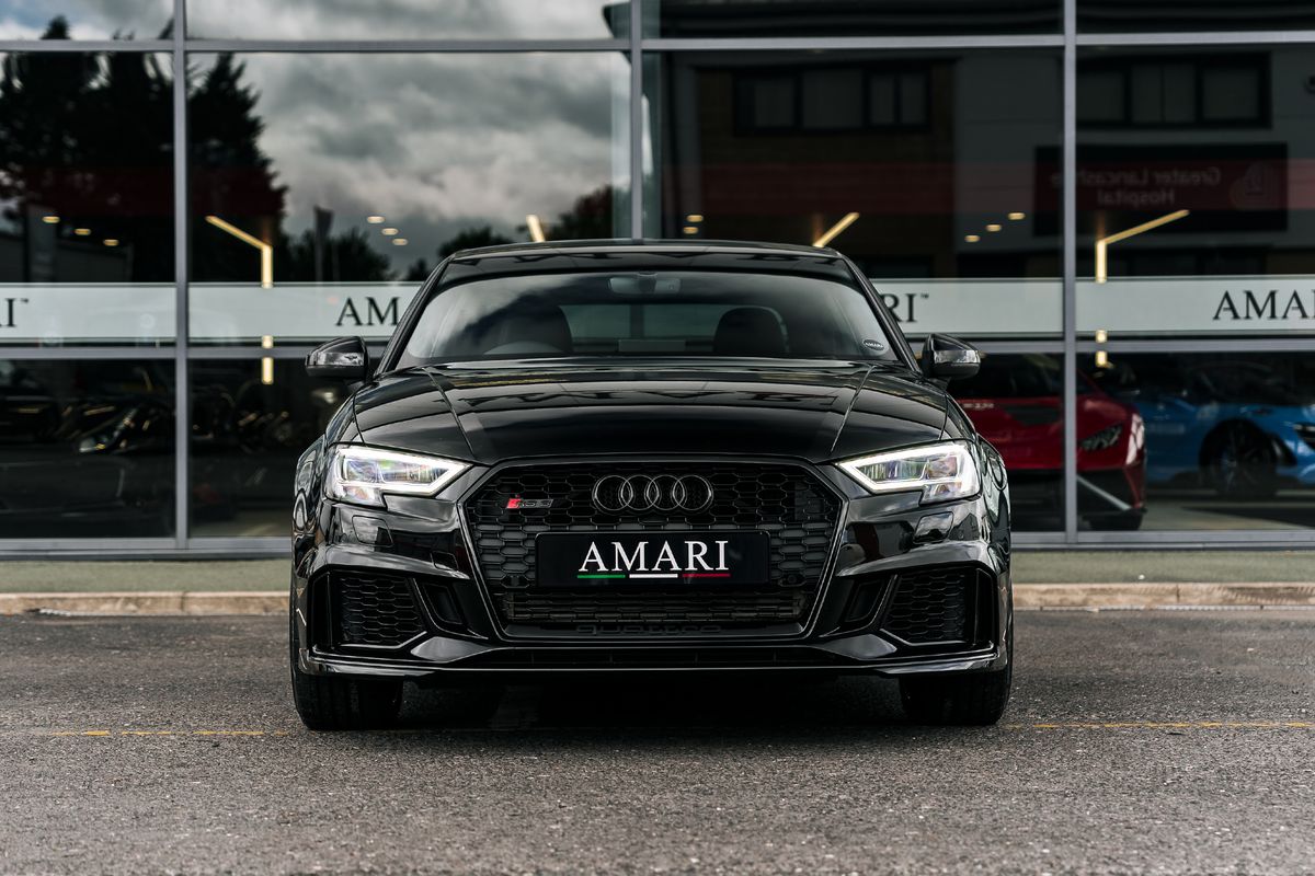 Audi RS3 Saloon 2.5 Rs 3 Tfsi Quattro 4Dr Semi Automatic