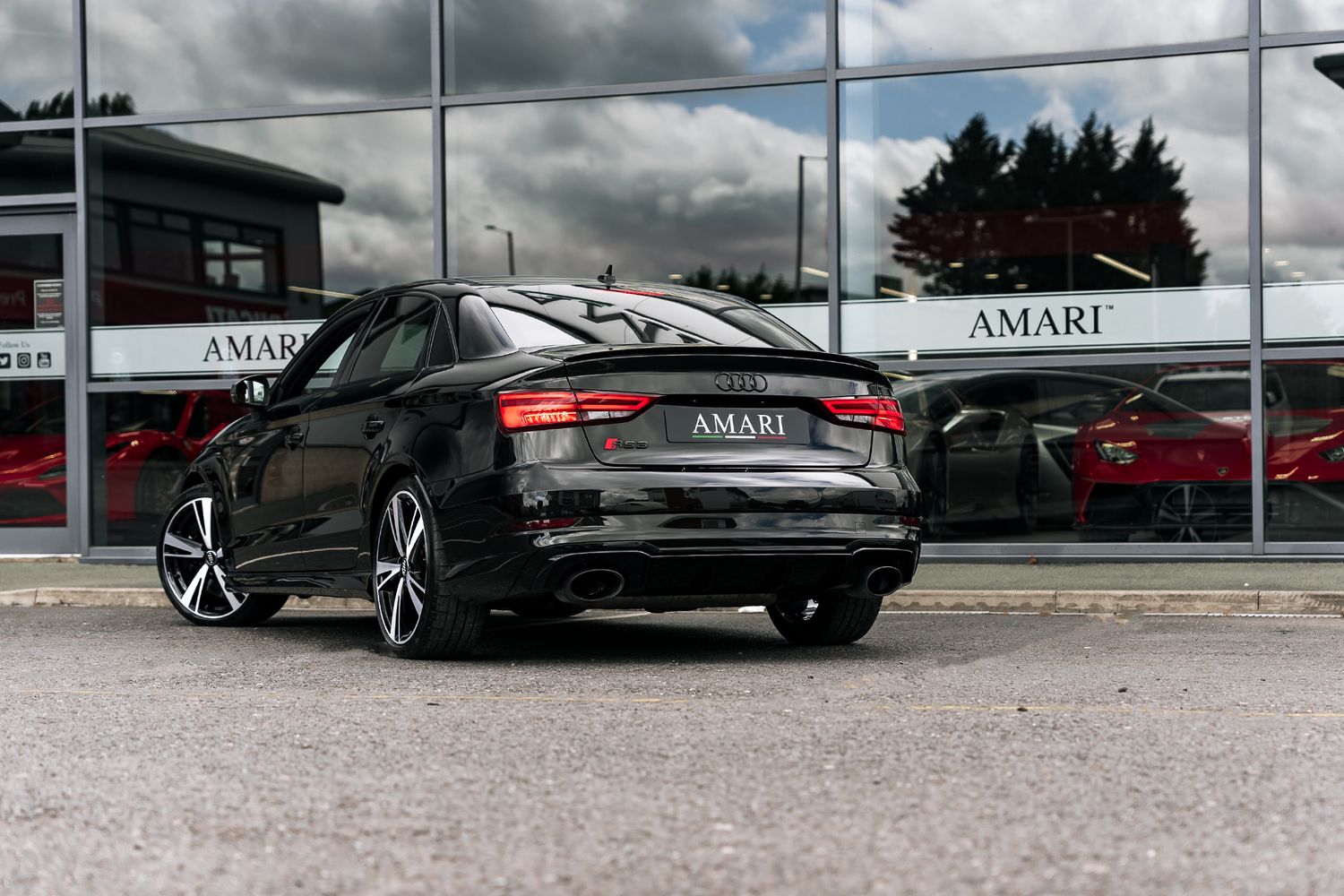 Audi RS3 Saloon 2.5 Rs 3 Tfsi Quattro 4Dr Semi Automatic