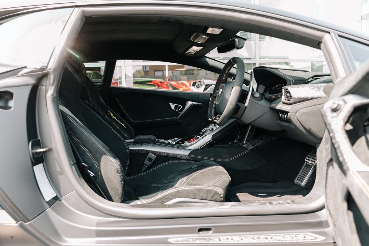 Lamborghini Huracan Coupe 5.2 LP 640-4 Performante