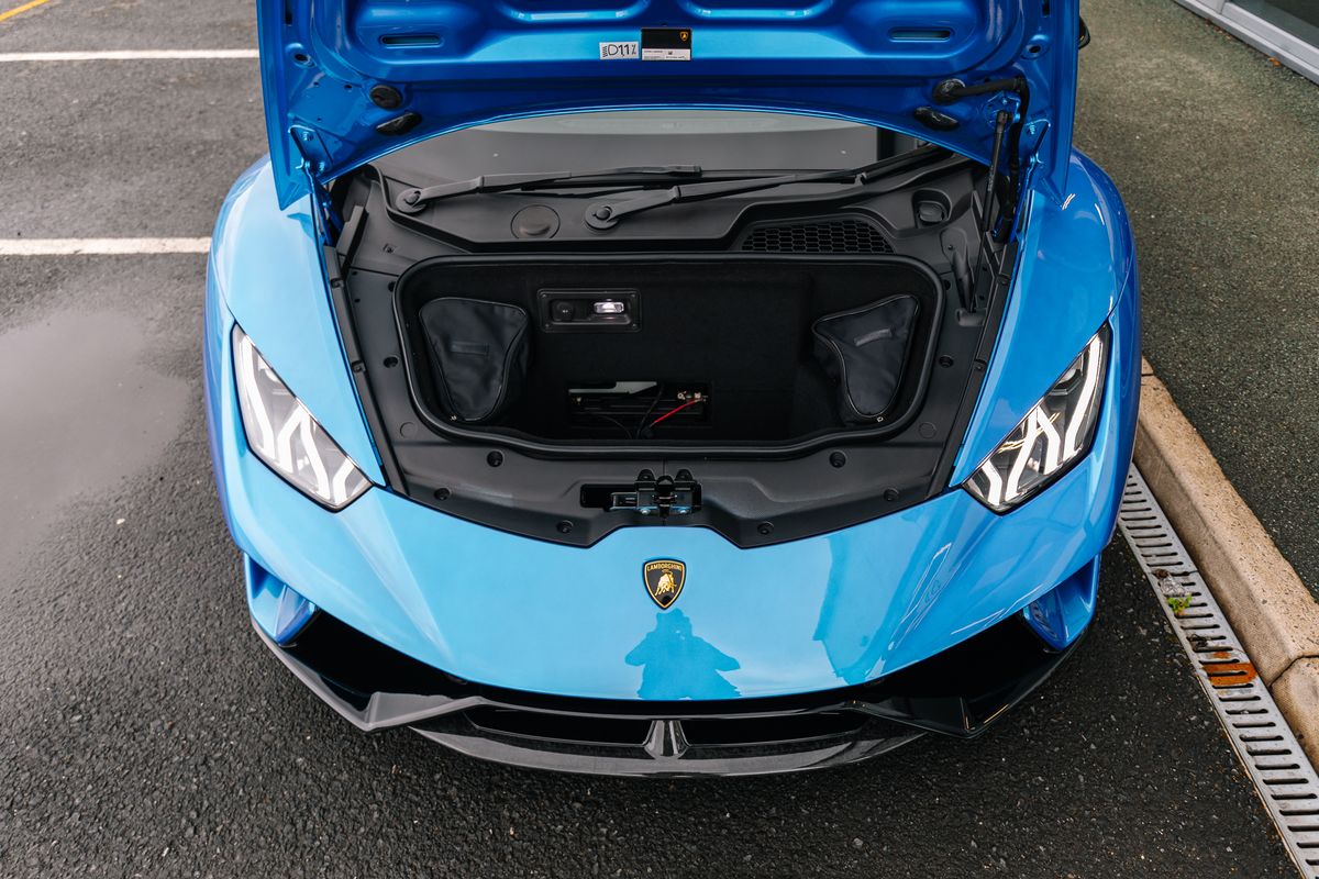 Lamborghini Huracan Performante LP640-4 Semi Automatic