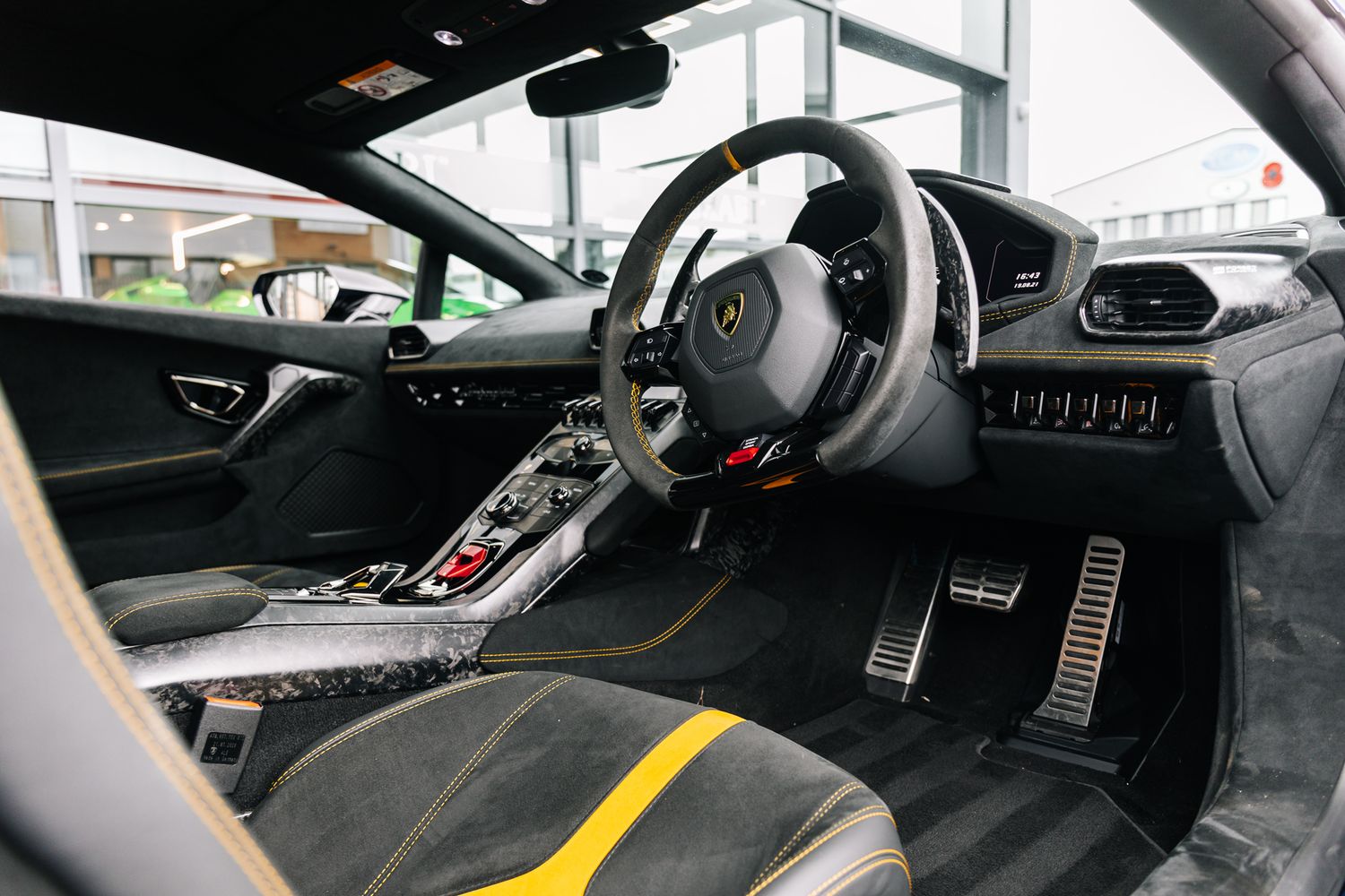 Lamborghini Huracan Performante LP640-4 Semi Automatic