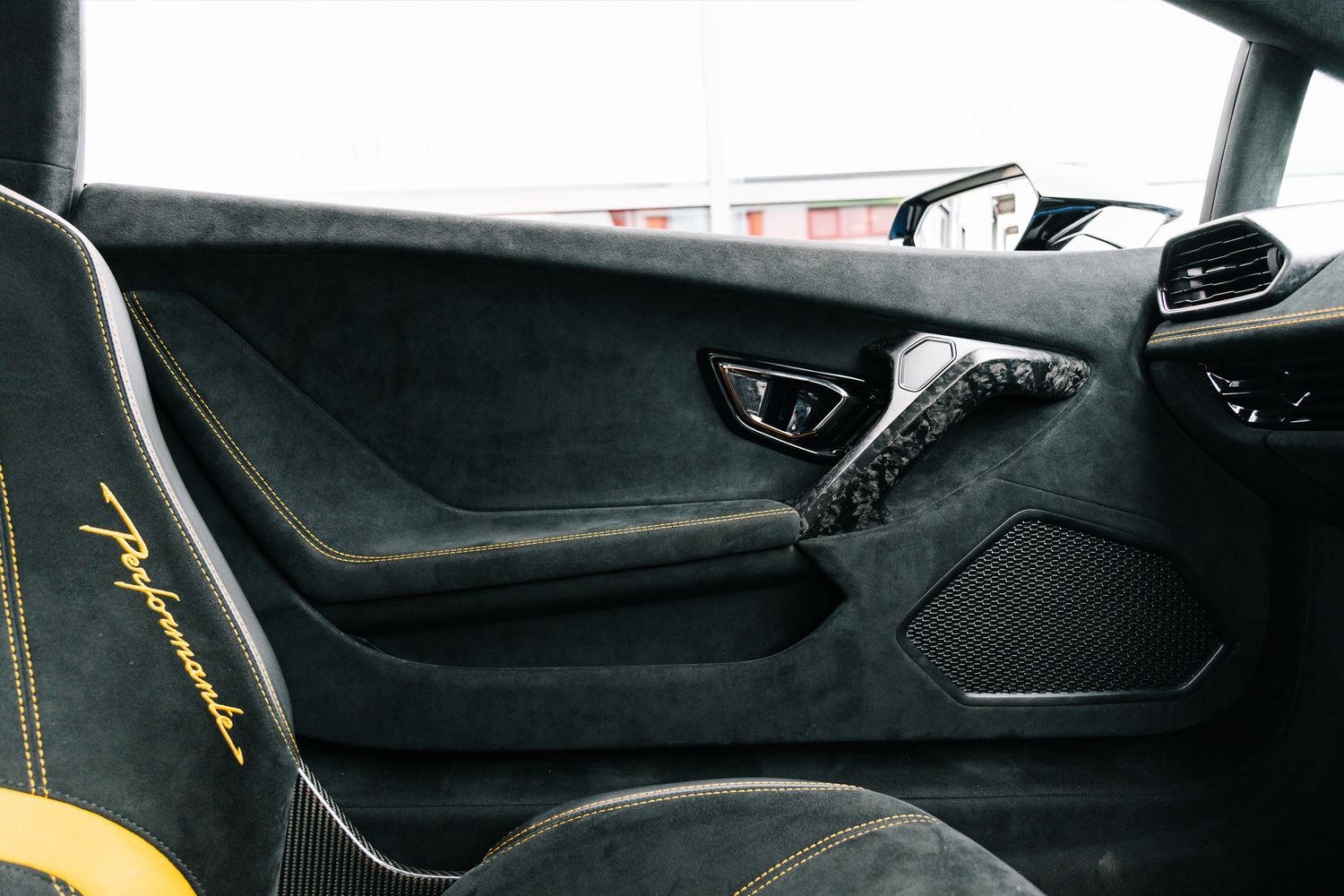 Lamborghini Huracan Performante LP640-4 Semi Automatic