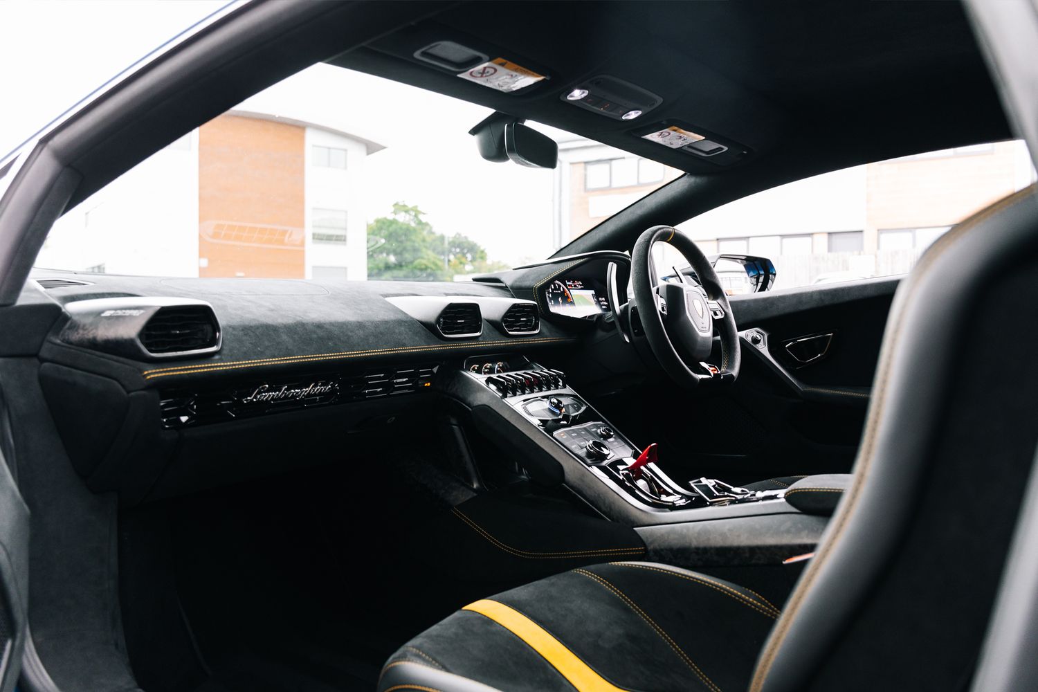 Lamborghini Huracan Performante LP640-4 Semi Automatic