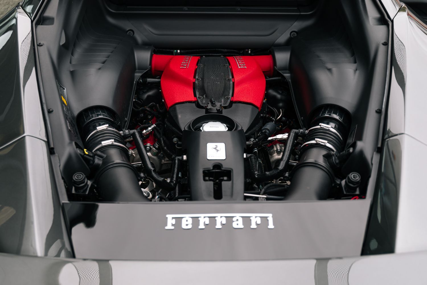 Ferrari F8 Tributo 3.9 TRIBUTO