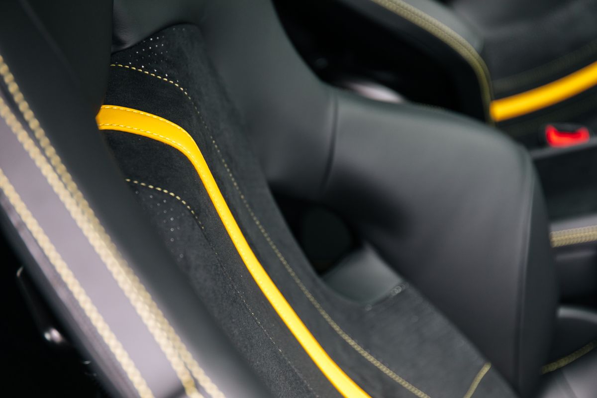 Ferrari F8 Tributo 3.9 TRIBUTO