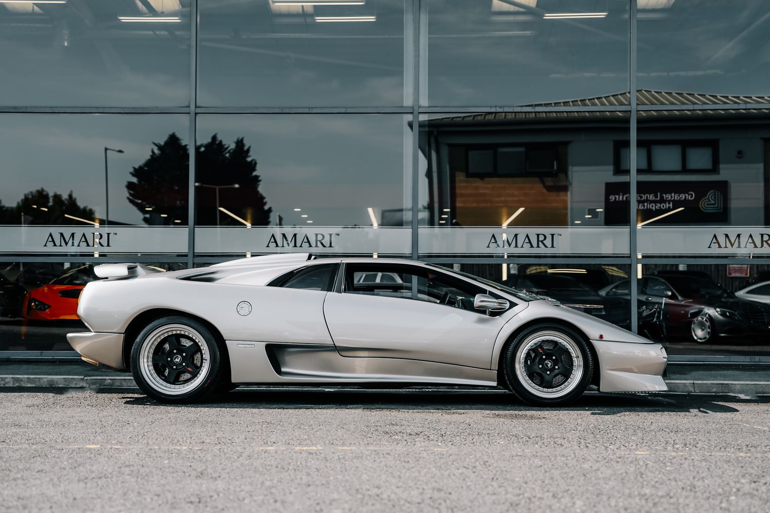 Lamborghini Diablo SV