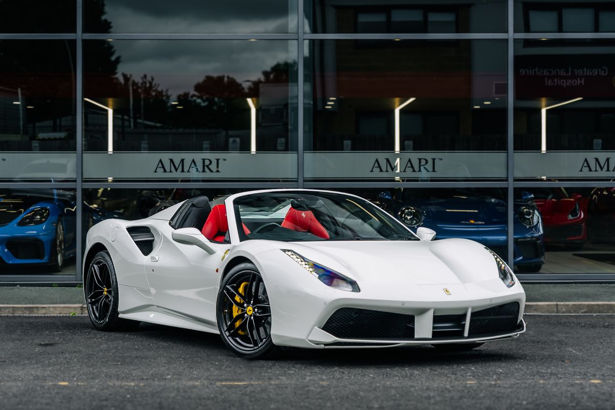 Ferrari 488 Spider 3.9