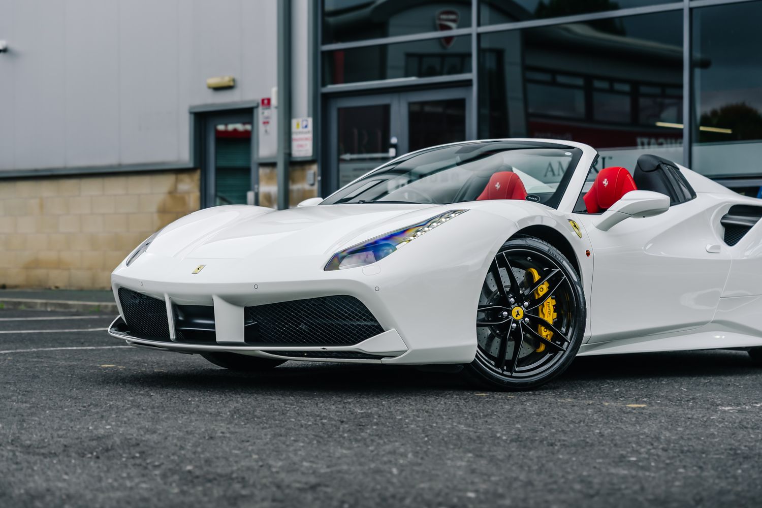 Ferrari 488 Spider 3.9