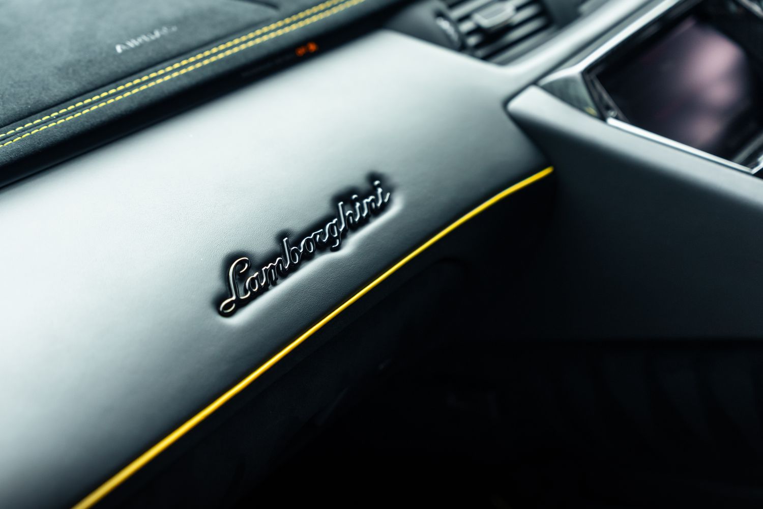 Lamborghini Aventador SV