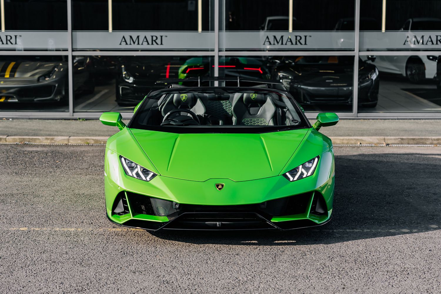 Lamborghini Huracan EVO Spyder LP 640-4 for Sale UK by Amari Supercars