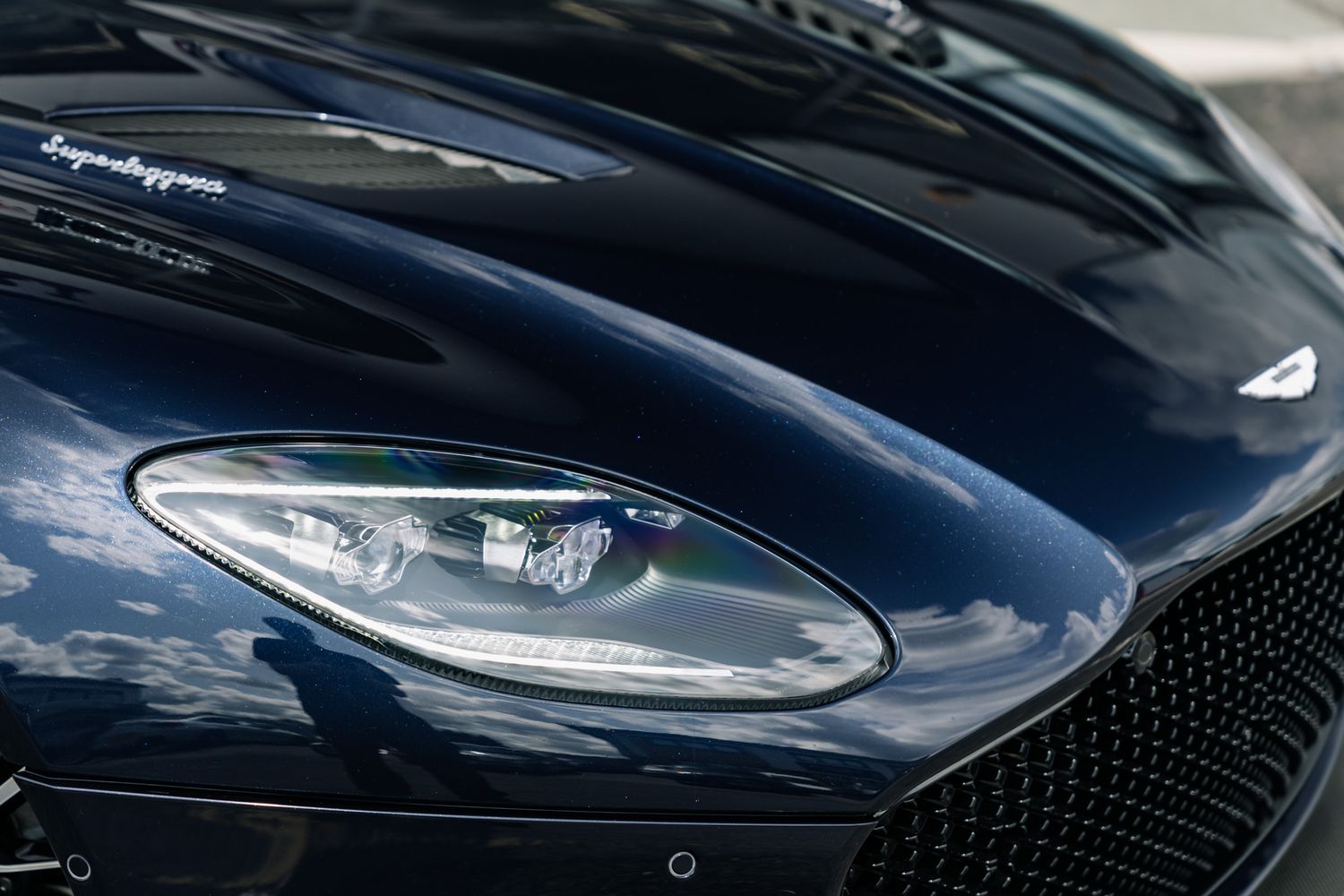 Aston Martin DBS Superleggera Volante 5.2 V12