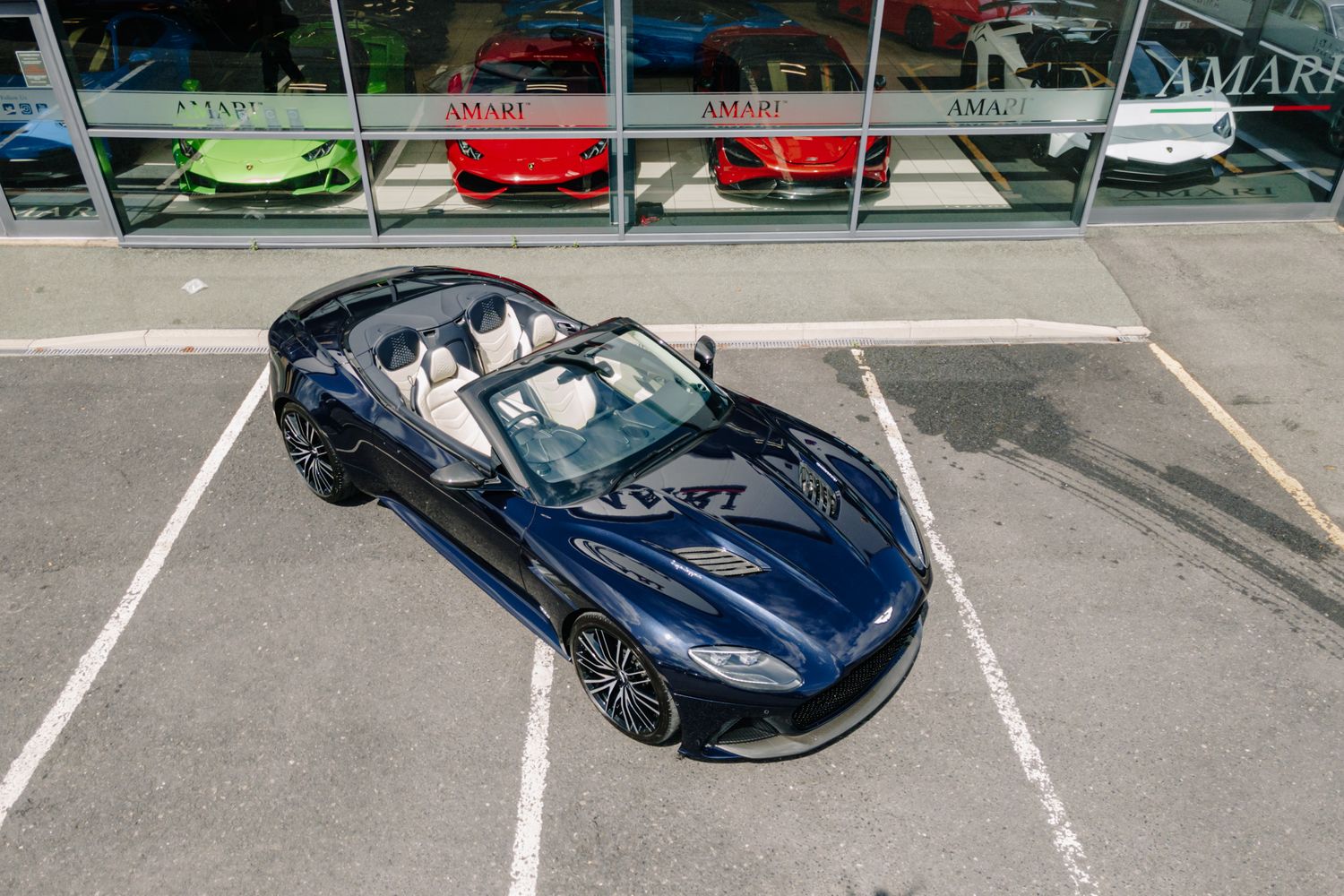 Aston Martin DBS Superleggera Volante 5.2 V12