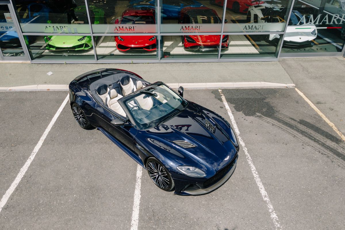 Aston Martin DBS Superleggera Volante 5.2 V12