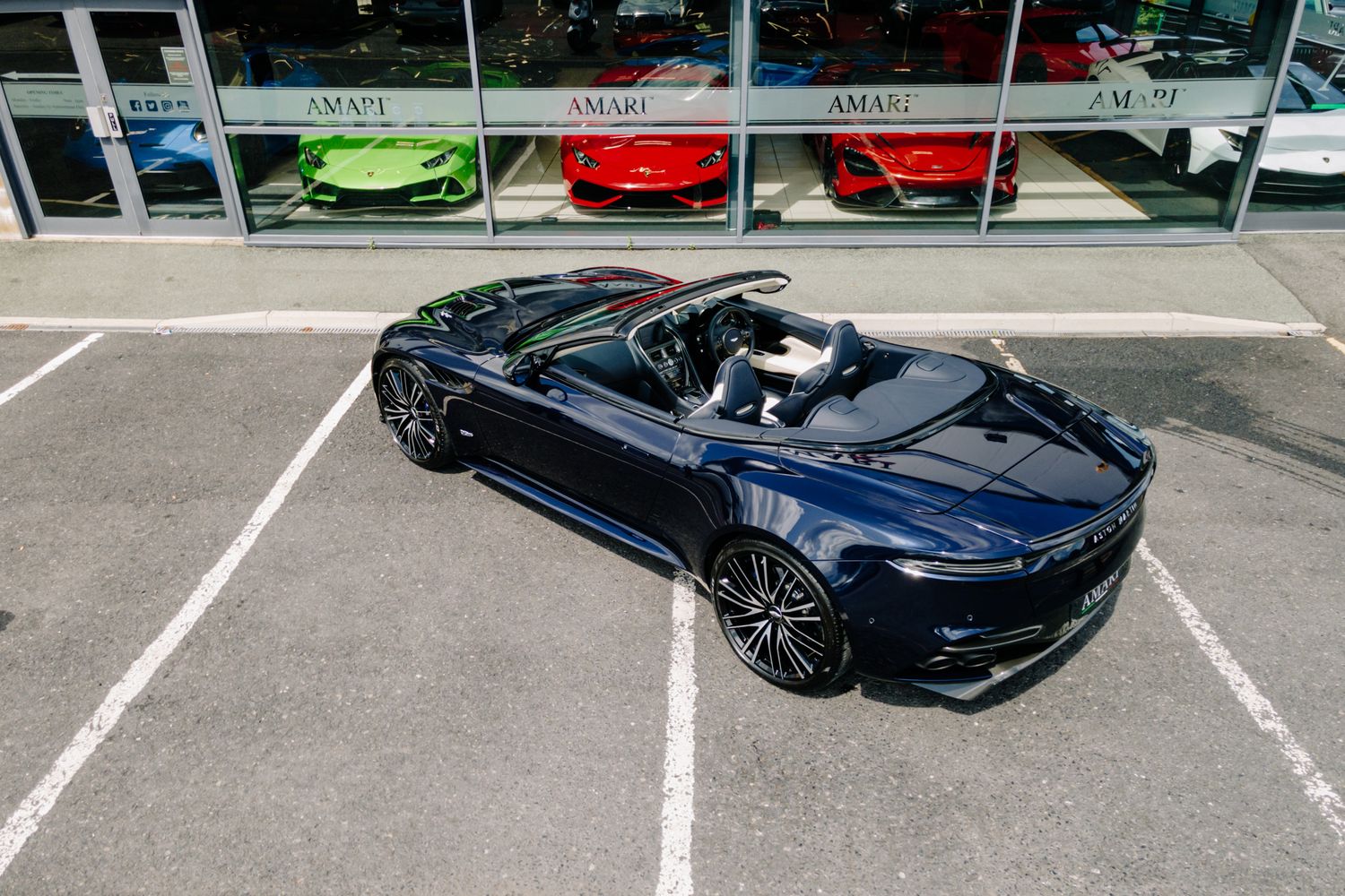 Aston Martin DBS Superleggera Volante 5.2 V12