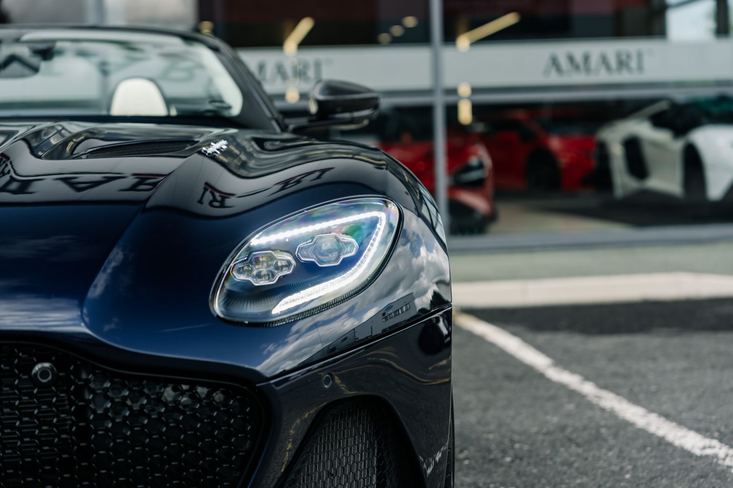 Aston Martin DBS Superleggera Volante 5.2 V12