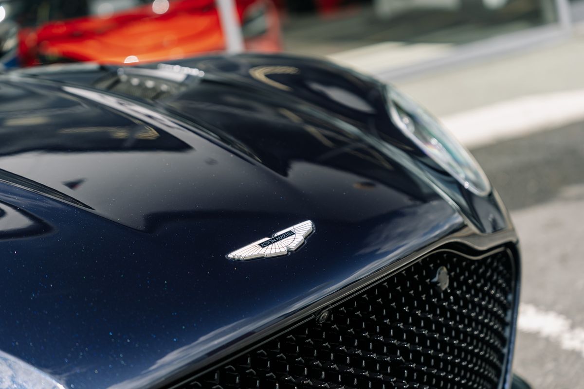 Aston Martin DBS Superleggera Volante 5.2 V12