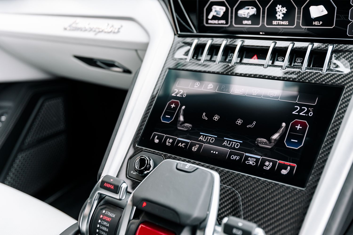 Lamborghini Urus V8