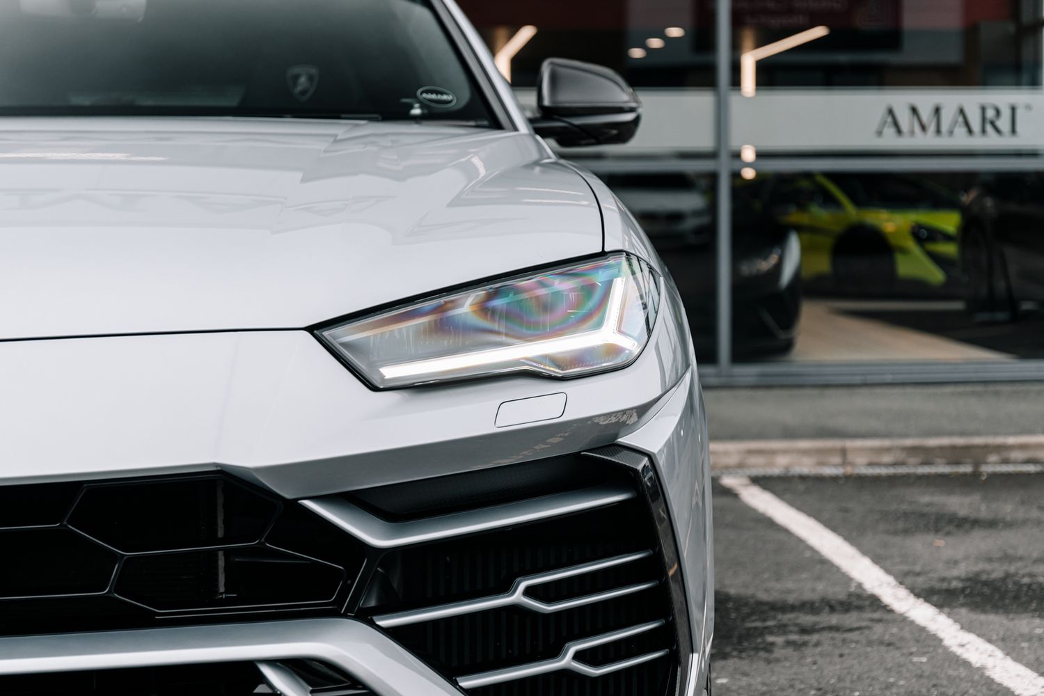 Lamborghini Urus V8
