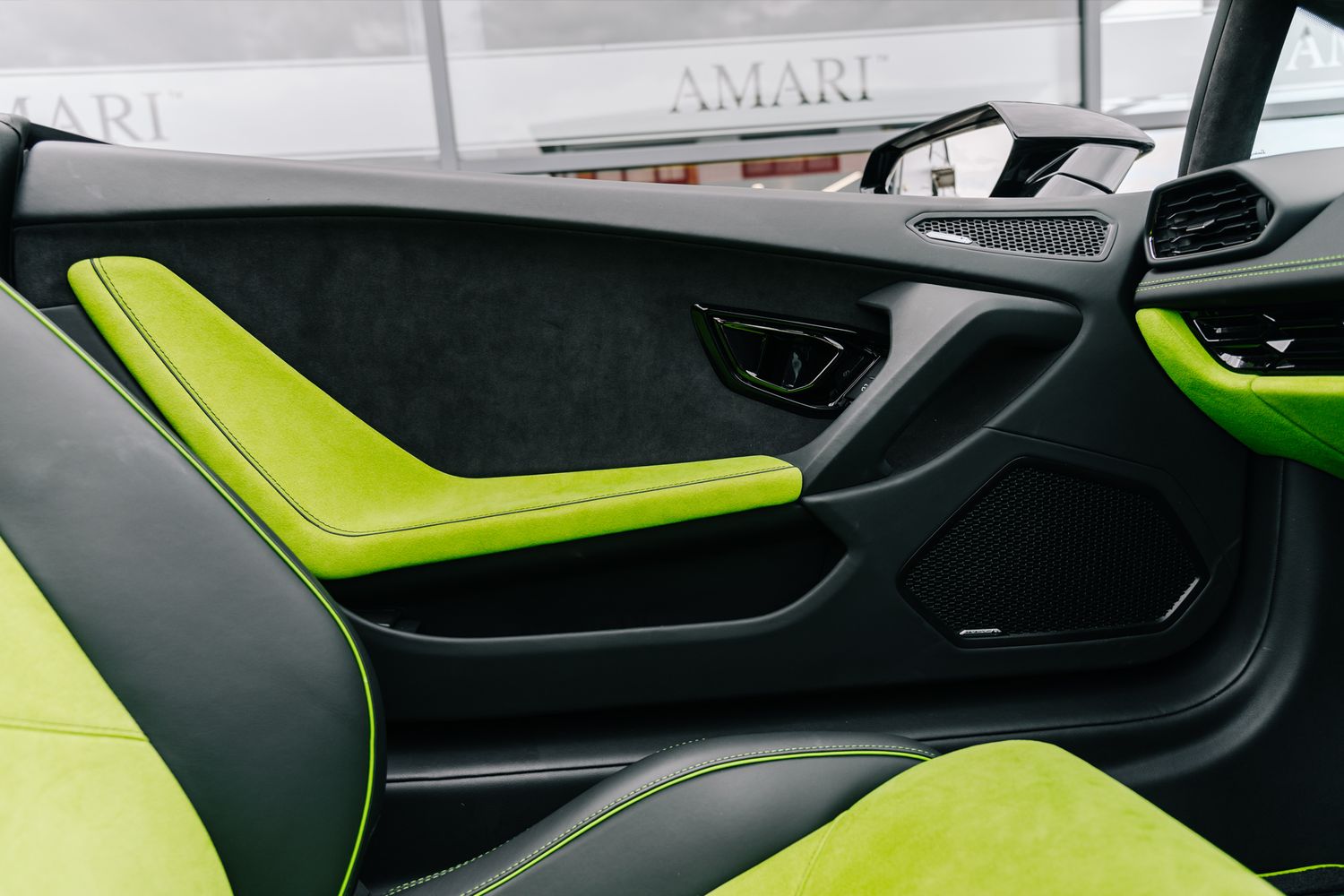 Lamborghini Huracan Evo Spyder LP 640-4 EVO SPYDER