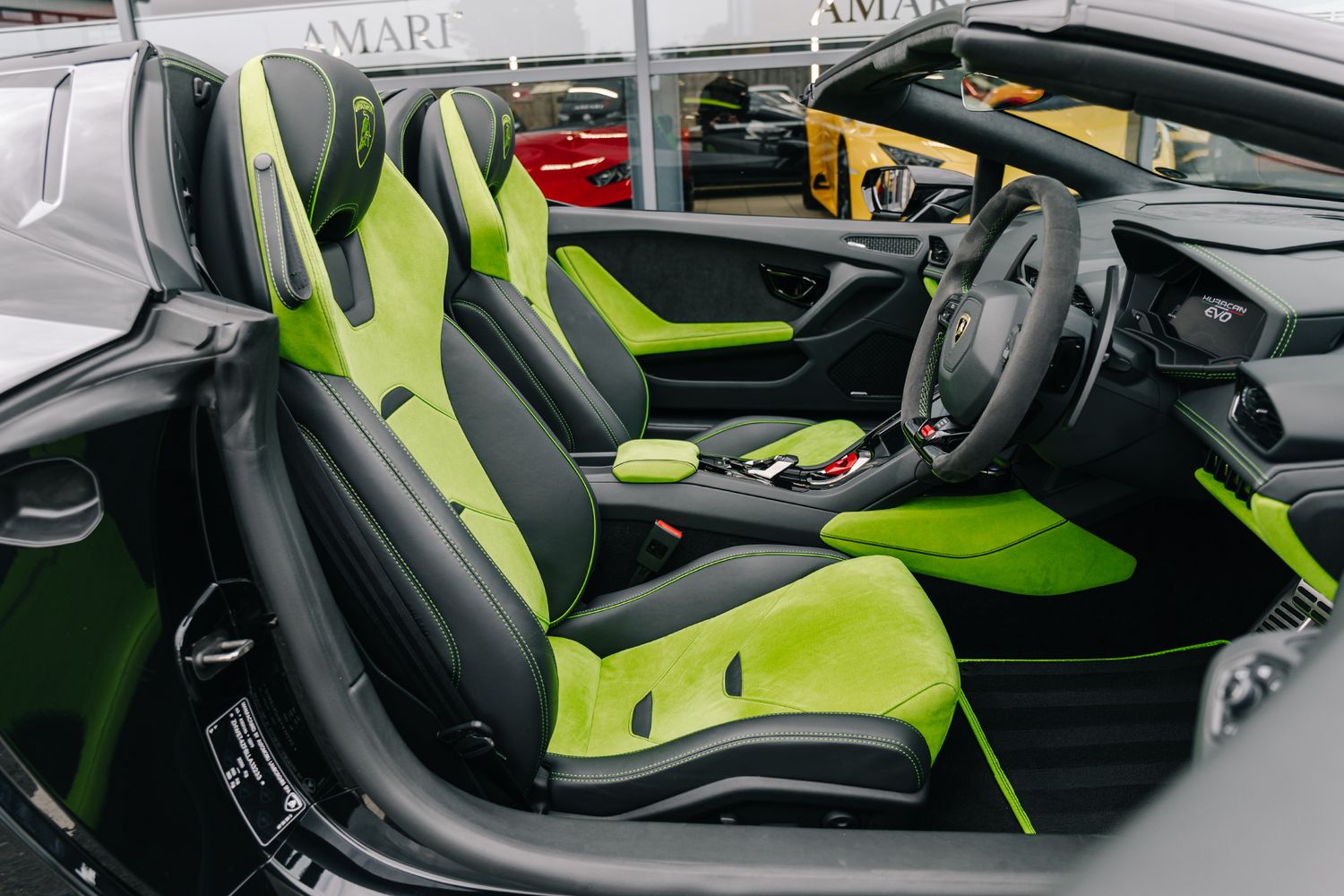 Lamborghini Huracan Evo Spyder LP 640-4 EVO SPYDER
