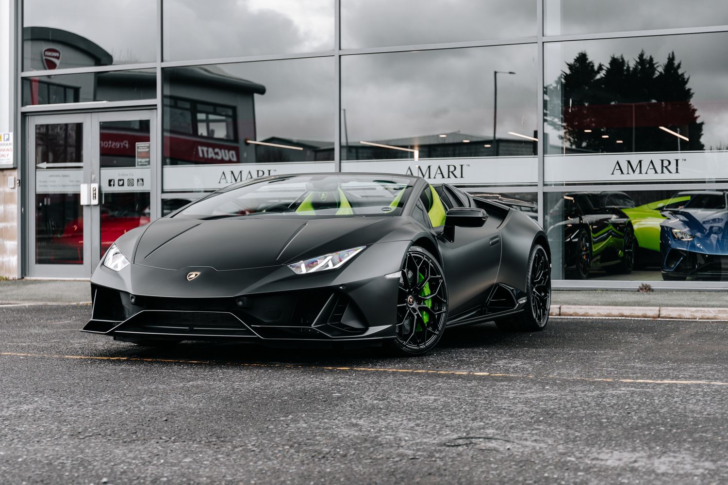 Lamborghini Huracan Evo Spyder LP 640-4 EVO SPYDER