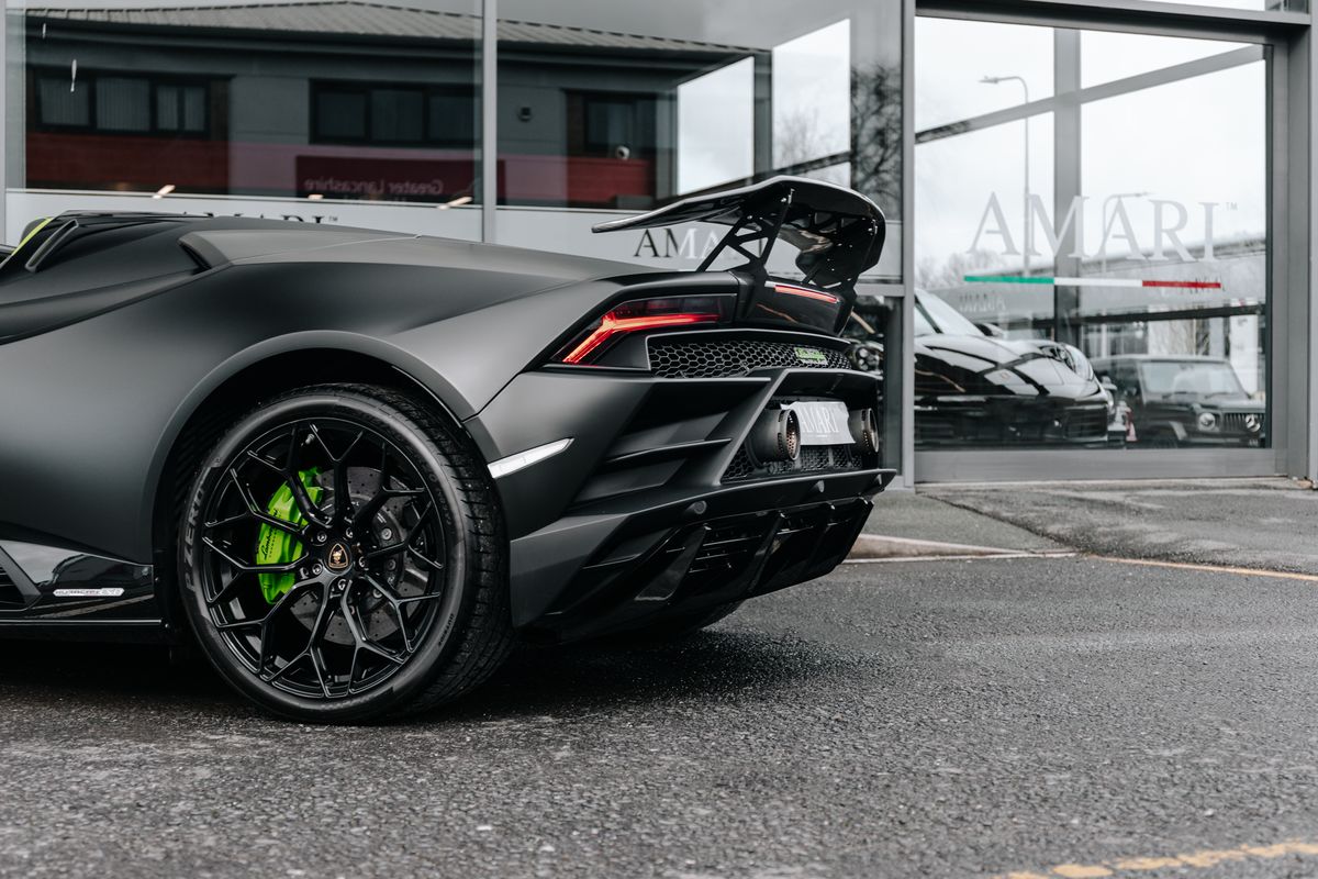 Lamborghini Huracan Evo Spyder LP 640-4 EVO SPYDER
